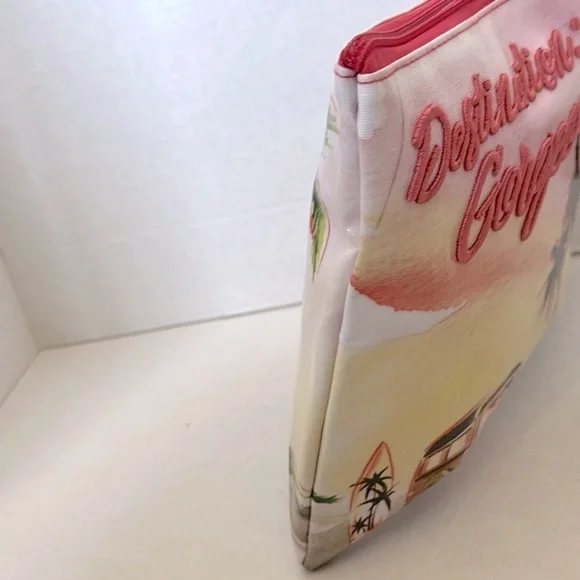 Merle Norman Destination Gorgeous Cosmetic Pouch - Picture 4 of 9